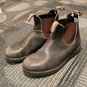 Lightly worn Blundstones boots